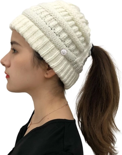 Téli sapka lófarokhoz - fehér