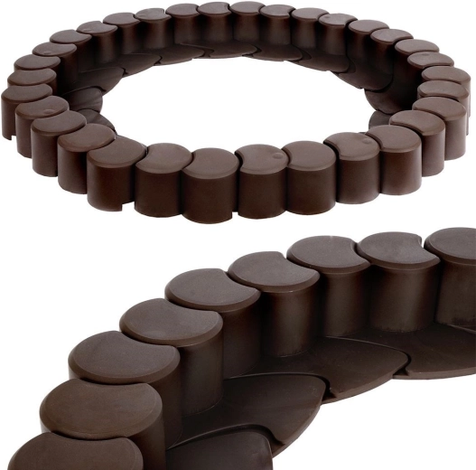 Barna kerti műanyag paliszád 4,1 m – 32 elem