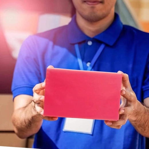 Piros futár műanyag táskák kivágott fogantyúval 500 × 600 + 70 mm, 50 db, Thank You felirattal