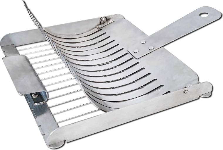 Rozsdamentes knédliszeletelő 24 × 19 cm Kitchisimo