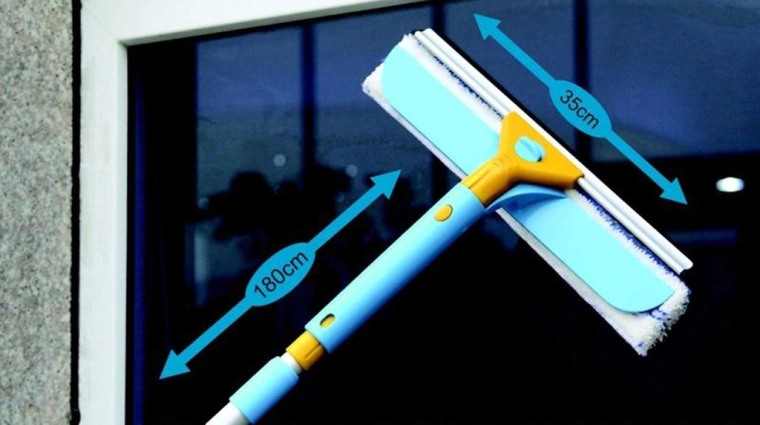 TORO teleszkópos nyéllel ellátott ablaklehúzó