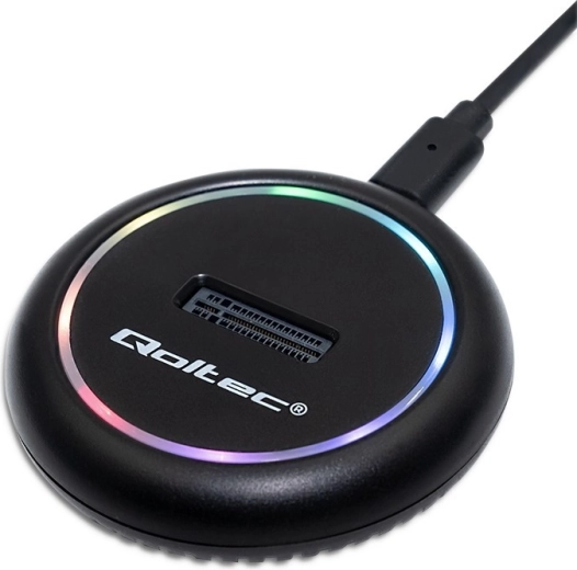 Dokkolóállomás M.2 NVMe/SATA SSD-hez USB‑C csatlakozással és RGB világítással 2TB