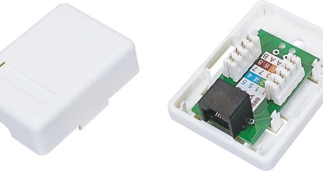 Fali UTP aljzat kat. 6 1× RJ45