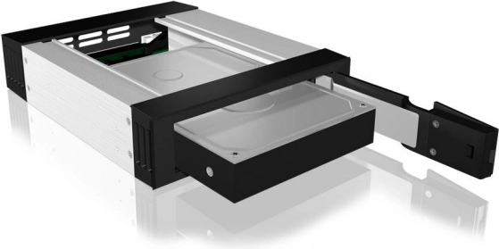 Cserélhető meghajtókeret 3,5" SATA HDD-hez 5,25"-ös bővítőhelybe