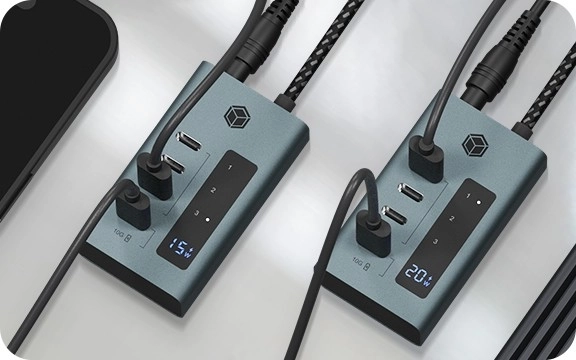 4 portos USB-C HUB kijelzővel és töltési lehetőséggel