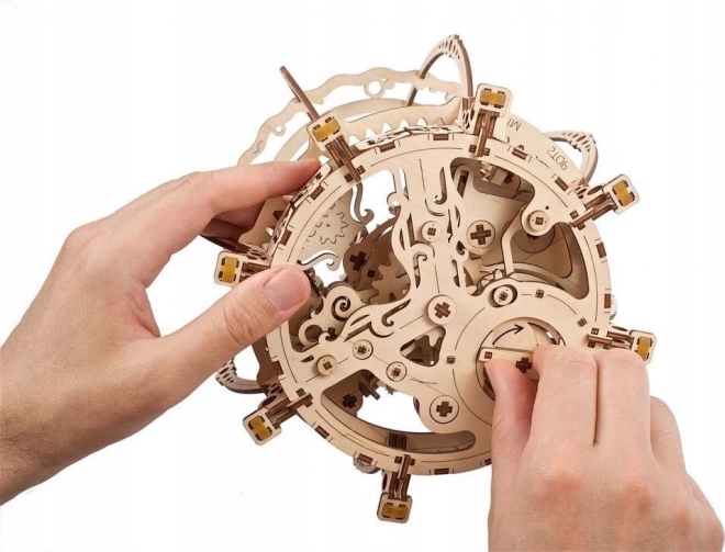 Ugears mechanikus akvárium 3D puzzle