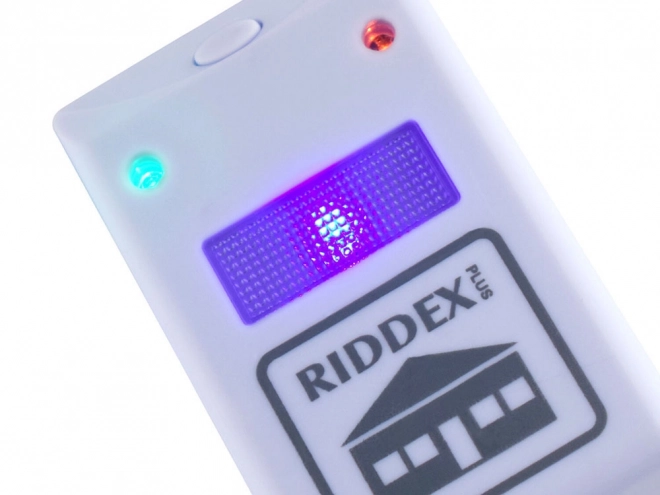 Ultrahangos rágcsáló és rovarriasztó Riddex Plus
