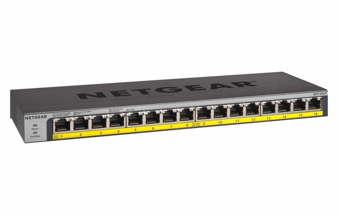 Niezarządzalny switch 16 portos PoE+