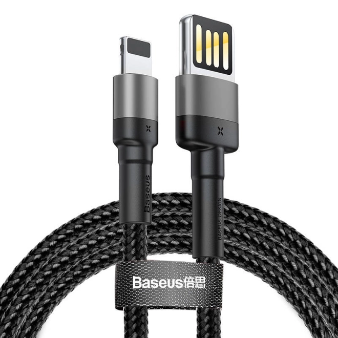 Kétoldalas USB-csatlakozó és megerősített végződések