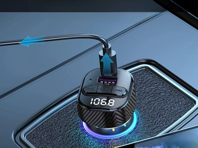 Autós FM Bluetooth 5.3 Transmitter és Töltő LED háttérvilágítással