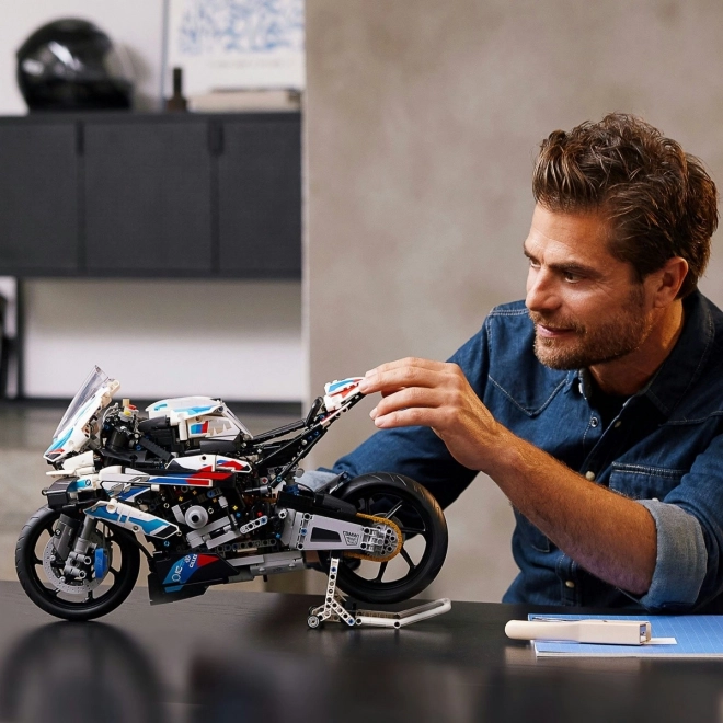 Lego technic bmw m 1000 rr motorkerékpár modell