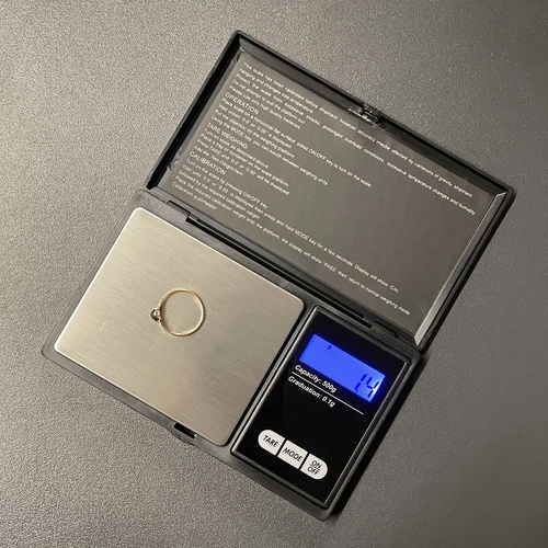 Zsebméretű digitális mérleg 0,1 g pontossággal és 500 g kapacitással