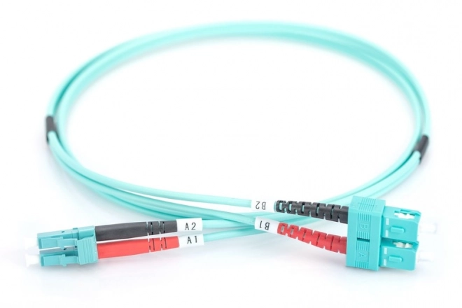Optikai patch kábel LC-SC MM 50/125 OM3 duplex LSOH 2m