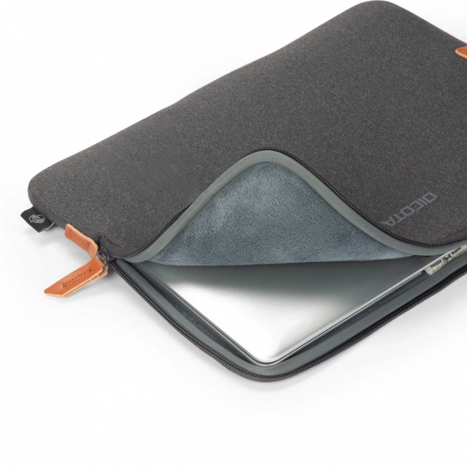 Urban antracit macbook tok