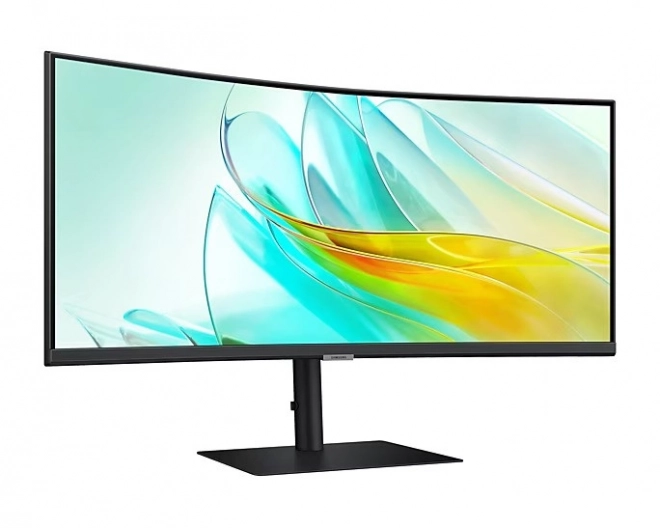 34 hüvelykes ViewFinity S65UA ívelt monitor