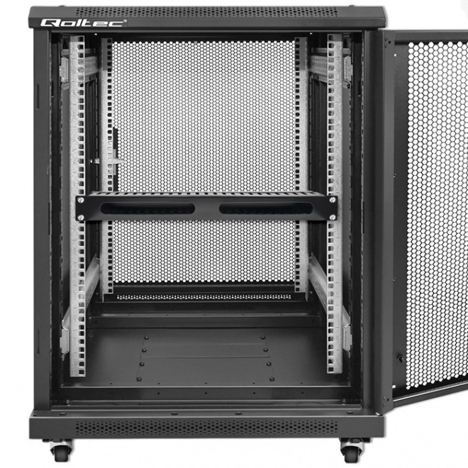 19 hüvelykes rack szekrény kábelrendező 24 porttal