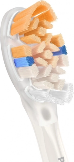 Maximális lepedékeltávolítás a ferde sörtéknek köszönhetően