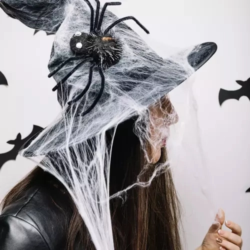 Műpókháló 2 pókkal halloweenra