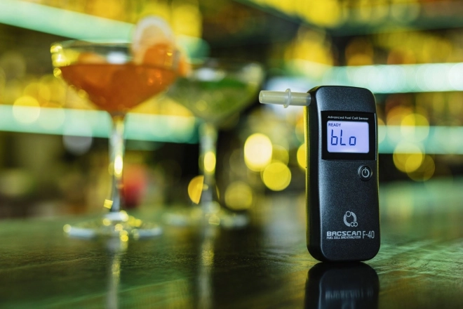 Elektrokémiai alkoholmérő BACscan F-40