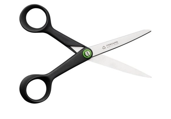 Fiskars functional form renew kis univerzális olló