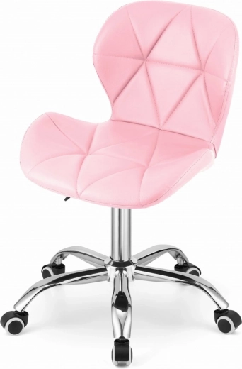 Széles háttámla az egész napos kényelemért