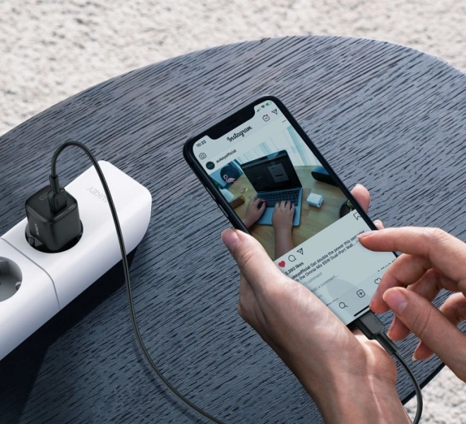 Aukey Omnia Mini gyorstöltő USB-C Power Delivery 20W