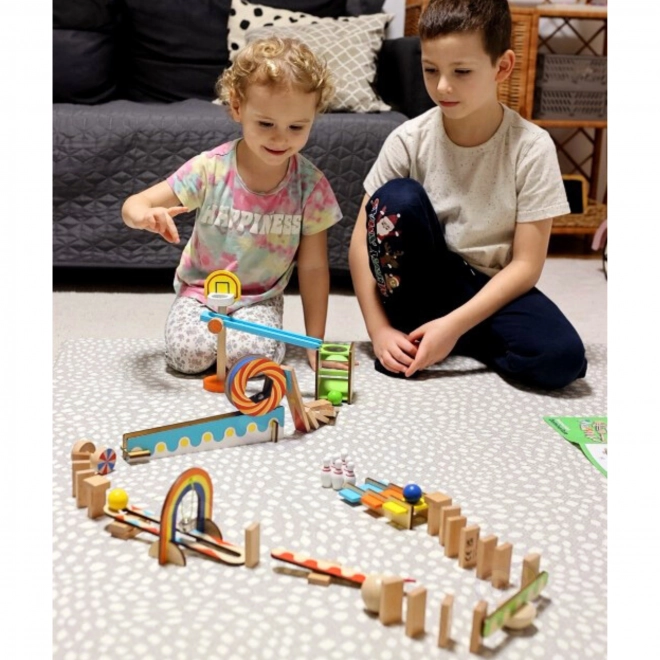 Fából készült domino őrület
