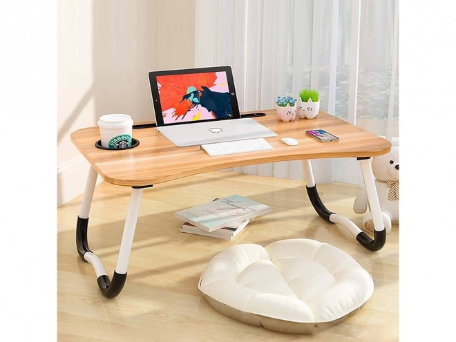 Összecsukható laptop asztal ágyhoz