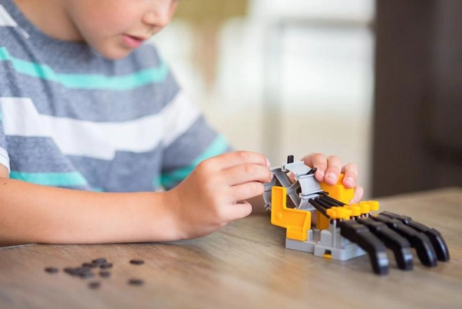 Építsd meg és irányítsd a saját robotkarodat