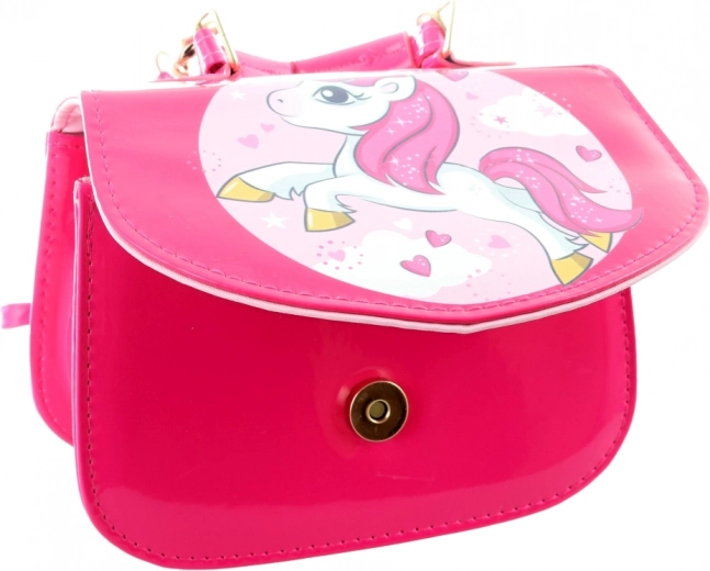 Biztonságos záródás és kompakt tér