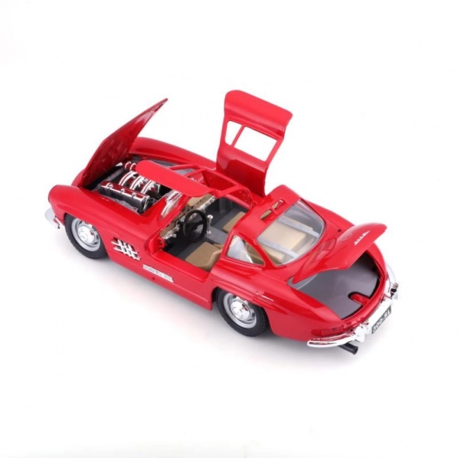 Bburago Mercedes Benz 300SL modellautó 1:24 méretarányban piros