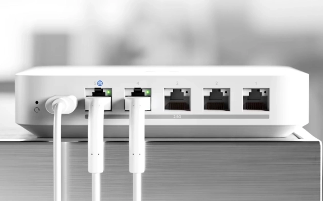 Nagy teljesítményű UniFi Cloud Gateway Max