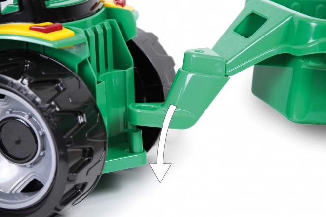 Traktor kanállal és utánfutóval
