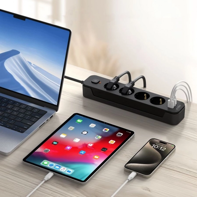 Funkcionális elosztó USB és USB-C portokkal