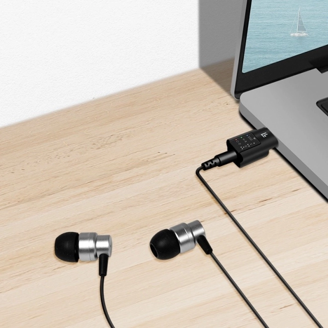 USB-C/M - 3,5mm/F audio adapter DAC & EQ-vel