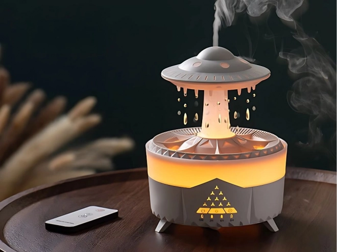 Légnedvesítő és illat diffúzor UFO távirányítóval