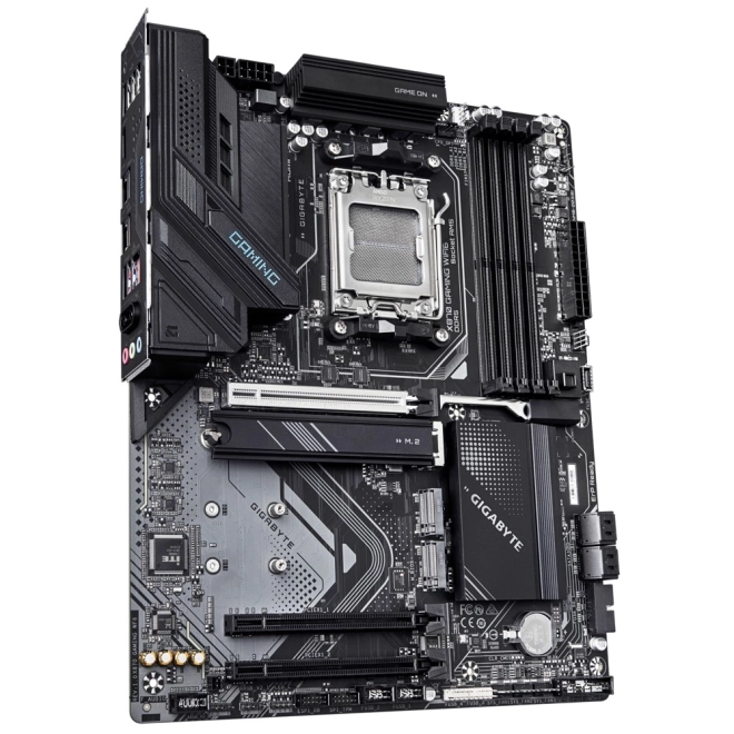 Gaming alaplap Wi-Fi 6-al és USB-C-vel