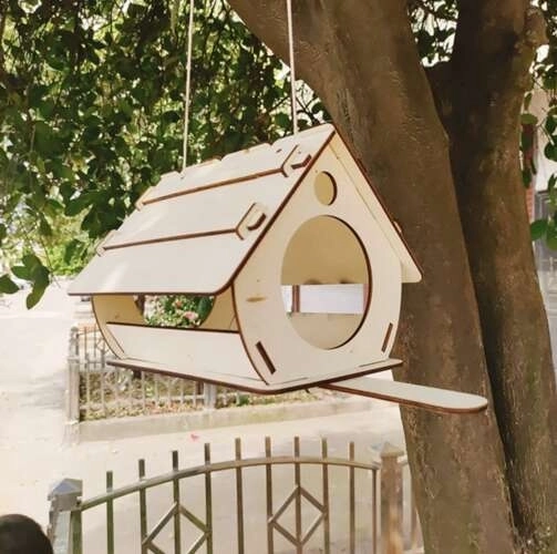 Fa madáretető DIY készlet