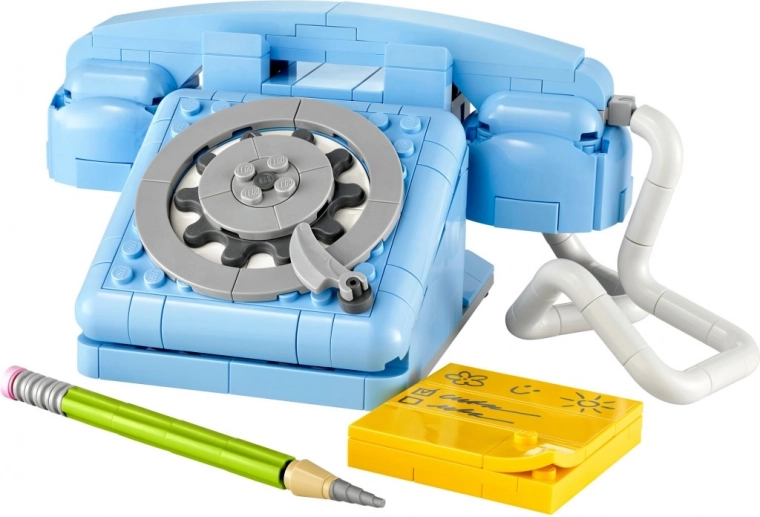 Autentikus, 60-as évekbeli telefon forgótárcsával