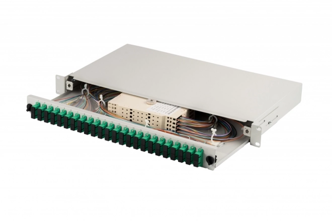 19 hüvelykes, 1U kihúzható optikai elosztó panel, 24x SC APC duplex, OS2