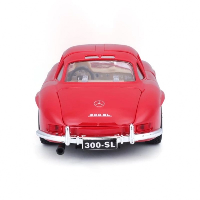 Bburago Mercedes Benz 300SL modellautó 1:24 méretarányban piros