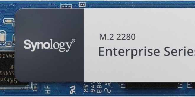 Synology SNV5420 400GB M.2 NVMe SSD vállalati használatra