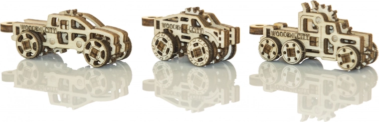 Három különböző jármű