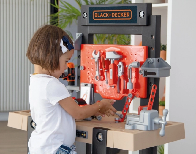 Black+Decker Bricolo Center műhely