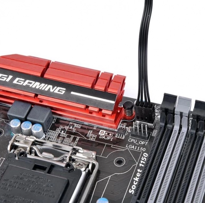 Thermaltake Commander FP pro ventilátor PWM 10 portos hub