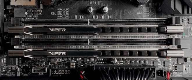 Viper Steel DDR4 64GB RAM memória