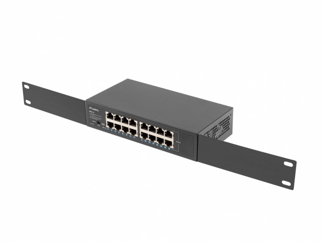 16 portos gigabites rackekhez tervezett LANBERG switch
