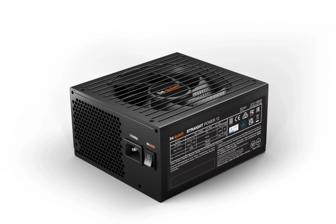 Straight Power 12 1000W Platinum tápegység