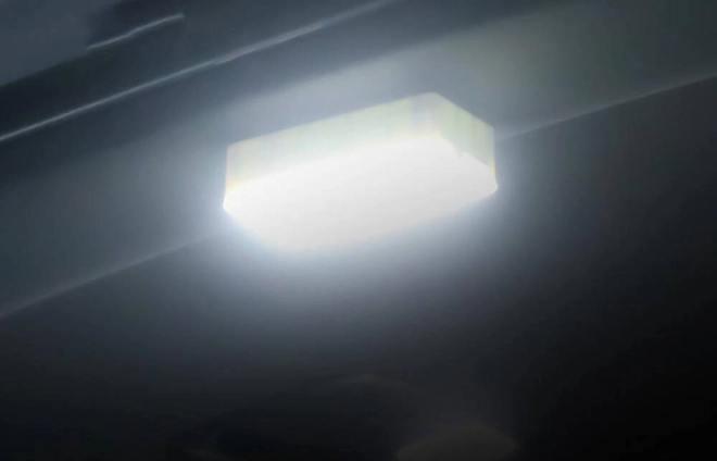 Éles LED világítás
