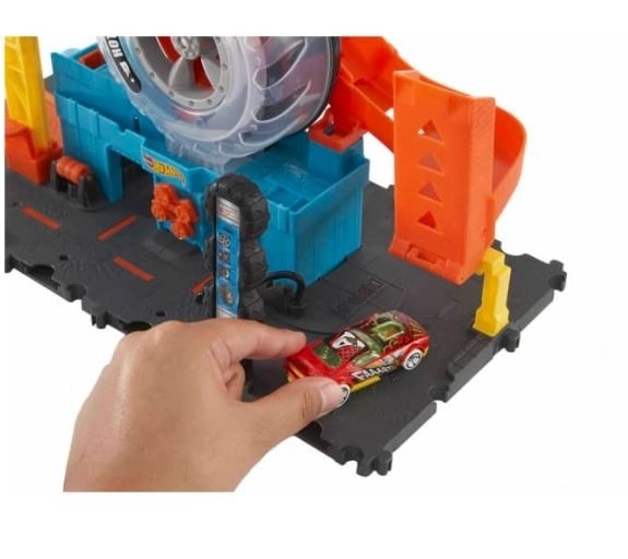Hot Wheels Városi csavart gumiműhely